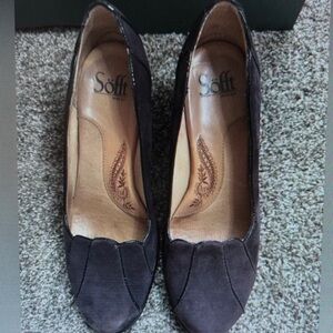 Brand Round Toe Pump Black Suede Leather